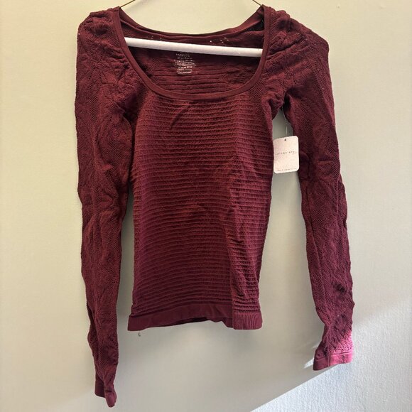 FREE PEOPLE BURGUNDY TOP- NEW WITH TAGS - Picture 1 of 3
